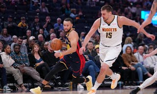 阿森纳主场遭维拉逆转，失去三分，表现不佳，球迷失望。