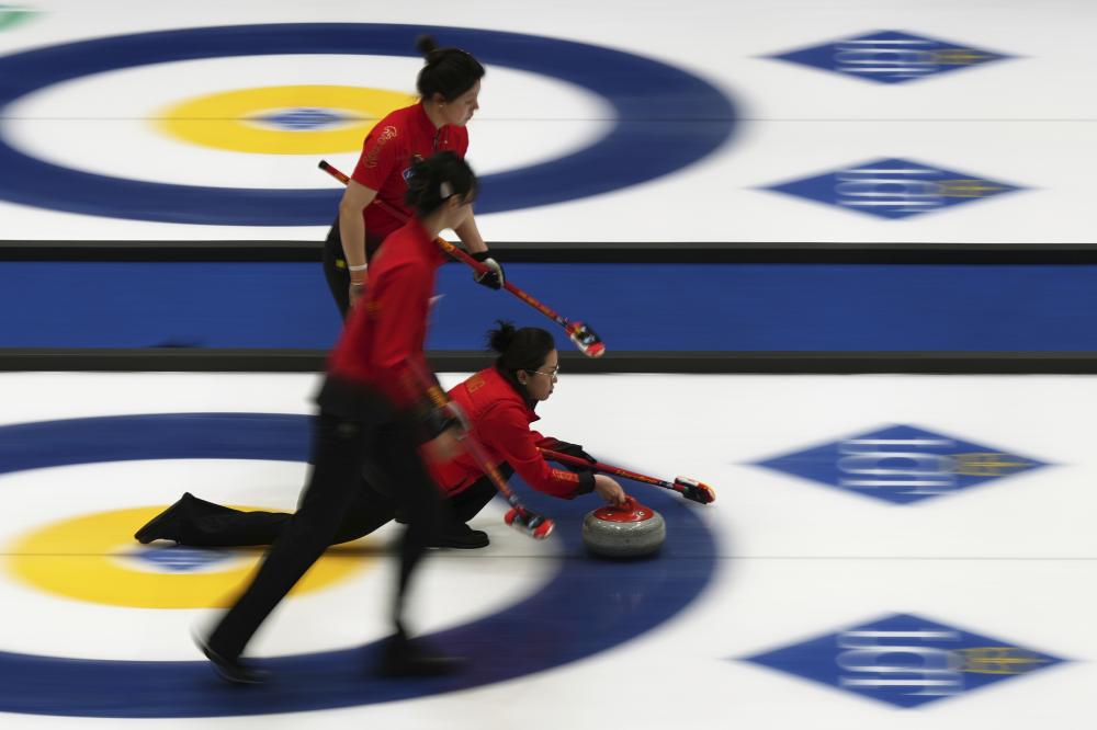 曼晚：曼联有信心在出售“弃将小队”前为引进谢什科提供资金