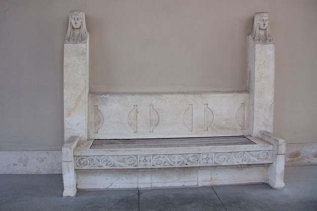 活塞主帅赛后先表达判罚尺度存在不一致，但随后立即闭嘴不谈